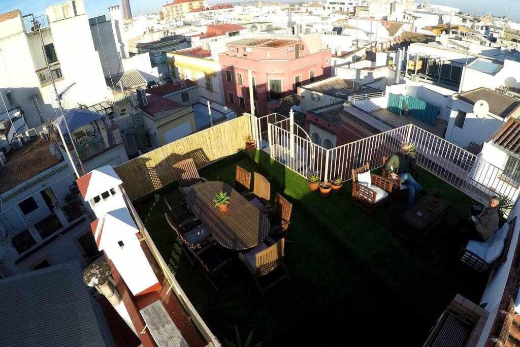 Atico Con Piscina Junto Catedral De Sevilla Exterior foto