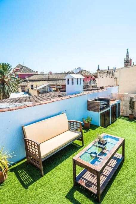 Atico Con Piscina Junto Catedral De Sevilla Exterior foto